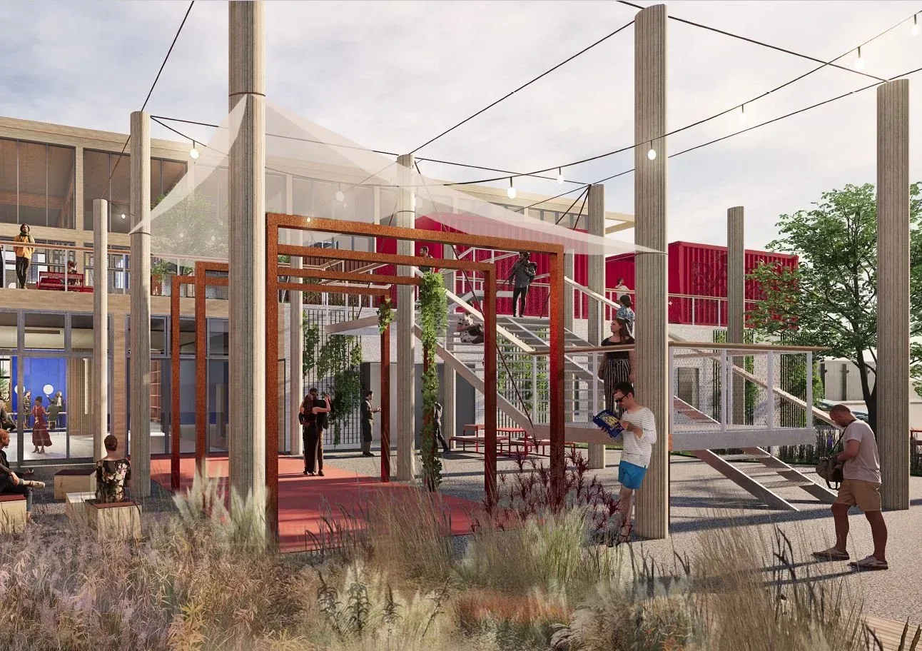 Bevarede betonkonstruktioner fra 1959 indgår nu som ramme om udendørs scene